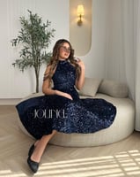 فستان كحلي ميدي