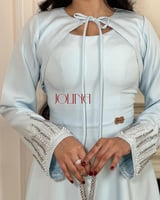 فستان سماوي قطعتين باكمام مطرزه بالفصوص