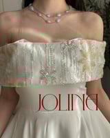 فستان اوف وايت