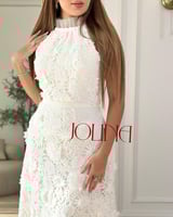 فستان دانتيل أبيض طويل