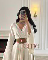 فستان بحزام بني