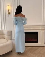 فستان سماوي ريش