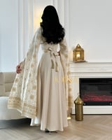 جلابيه مطرزة ذهبي