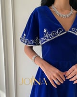 فستان نيلي مخمل