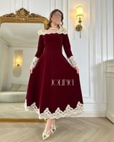 طقم مخمل عنابي بدانتيل سكري