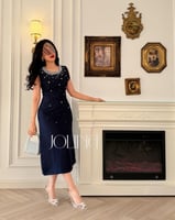 فستان كحلي ميدي