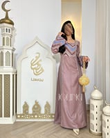 جلابية بنفسجية بتطريز رمضاني