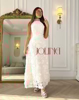 فستان دانتيل أبيض طويل