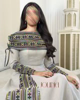 جلابية بتصميم تراثي