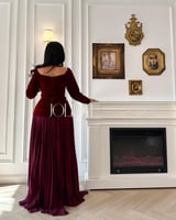 فستان مخمل كم طويل