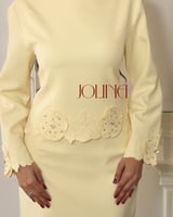 طقم اصفر ليموني بزخارف ورود