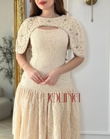 فستان دانتيل بيج بكاب مطرز بقصوص