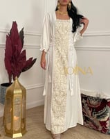 جلابية ذهبيه مطرزة