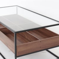 طاولة ألورا الزجاجية