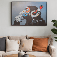 لوحة فنية بتصميم مرح وألوان حيوية