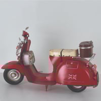 دباب فيسبا حديد انتيك - احمر