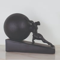 مجسم لا توقف