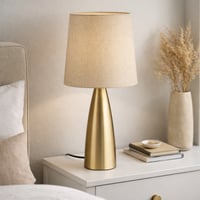 مصباح طاولة أنيق بقاعدة معدنية ذهبية وغطاء قماشي ب...