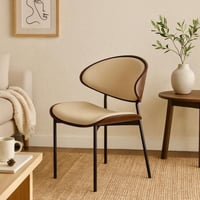 كرسي جلد بيج