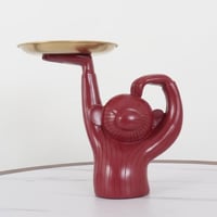 اكسسوار للضيافة أحمر - حامل ذهبي