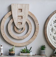 تقويم خشبي يدوي