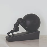 مجسم شد الهمه