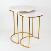 طاولتين جانبية مستديرة من الرخام