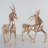 مجسم غزالين