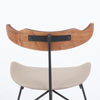 كرسي إسكندنافي عصري - مسند خشب