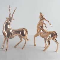 مجسم غزالين