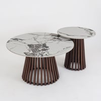 طقم طاولتين مودرن - سطح بورسلان وقاعدة خشبية