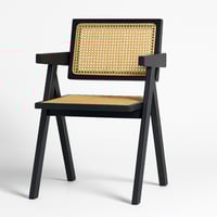 كرسي خشبي أنيق بتصميم عصري مع مقعد ومسند من الخيزر...