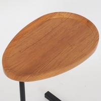 طاولة لوتس جانبيه - سطح خشب فاتح - قاعدة معدنية سو...