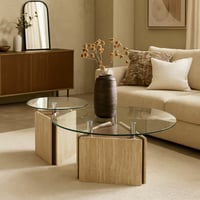 طقم طاولات بتصميم فاخر يجمع بين القاعدة الخشبية وا...