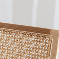 كرسي راتان إليجانس خشبي