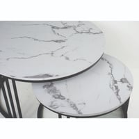 طقم طاولات دائرية حديد وسطح خشبي بشكل رخامي