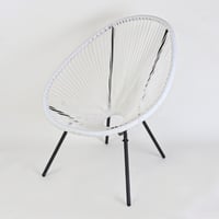 كرسي عصري بخيوط مرنة وهيكل معدني، مريح وخفيف ويضيف...