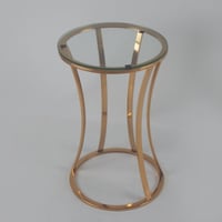 طاولات ستيل ذهبي 5 قطع وسطح زجاجي