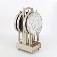 طقم طاولات خدمة - سطح زجاجي فضي دائري - عربة متحرك...