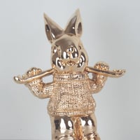 مجسم الارنب الذهبي