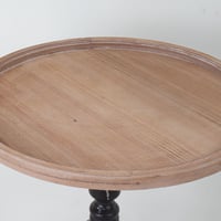 طاولة خشب بمعدن اسود