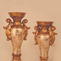 تحفة شمعدان كلاسيكية بتصميم ايطالي