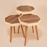 طقم طاولات خدمة لون بني حزام بيج