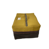 شنطة عزبة لون بني عودي وسط