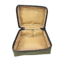 شنطة عزبة لون ابيض زيتي صغيرة