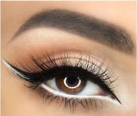 جورجينا قلم تحديد العيون الدرجات 218