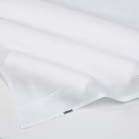 شماغ بنتلي أبيض BENTLEY 2024