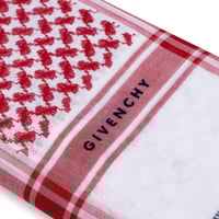 شماغ جيفنشي اصدار خاص موديل 2022