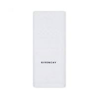 شماغ جيفنشي أبيض كلاسيك اصدار 2024