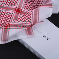 شماغ جيفنشي كلاسيك اخر اصدار +قماش جيفنشي كريمي